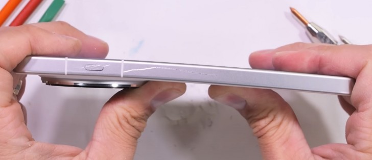 اختبار انحناء جهاز Oppo
