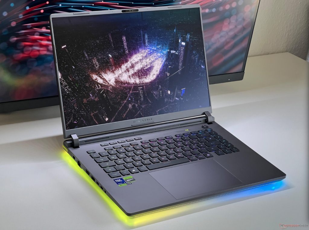 رصد حاسب Asus ROG