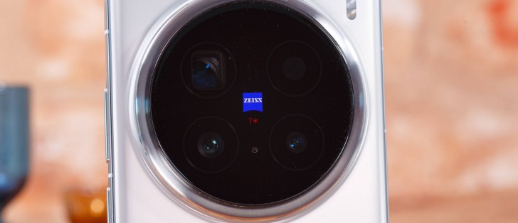 مواصفات كاميرا VIVO X300