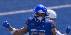 اكتشف جميع حركات حامل الكرة في لعبة College Football في الجزء الثالث والأخير الشيق