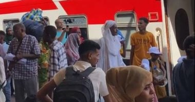قطار السودانيين يستعد للانطلاق