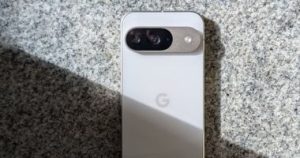 ظهور نموذج أولى لهاتف جوجل بيكسل 10 يُظهر شريحة Tensor G5 والتصميم