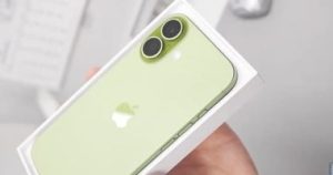 تقرير: هاتفا iPhone 17 Pro وiPhone 17 Pro Max يصلان بميزة الشحن اللاسلكى العكسي